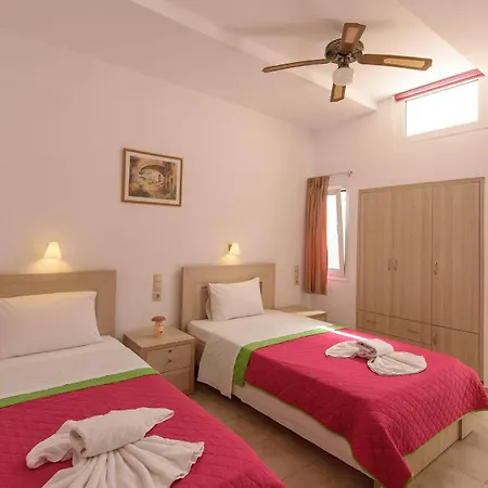 Nikos Aparthotel Matala (Crete)