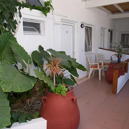 Nikos 3* Matala