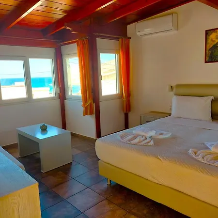 Aparthotel Nikos 3*