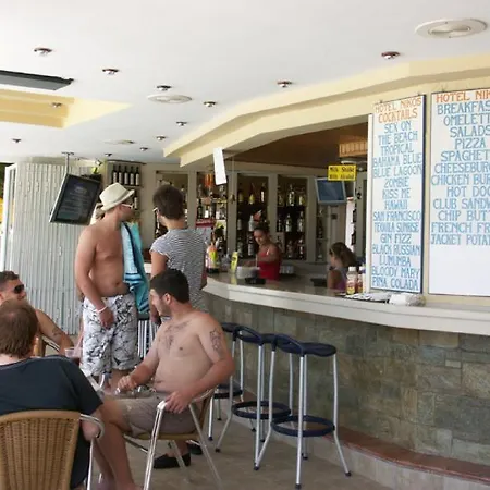 Aparthotel Nikos 3*