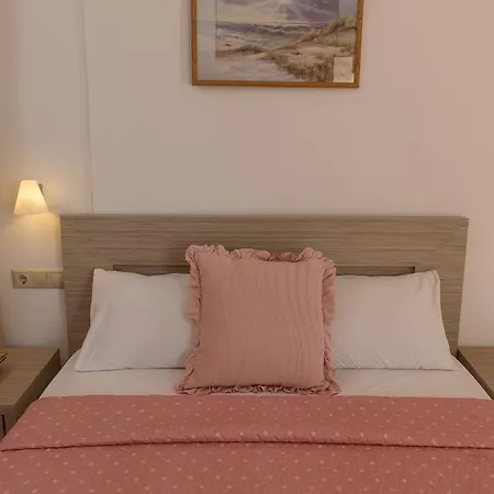 Nikos 3*