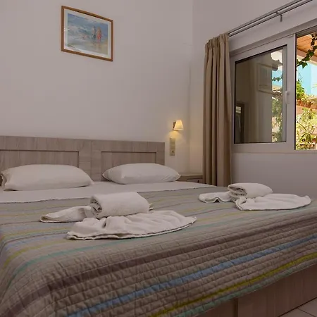 Aparthotel Nikos Matala