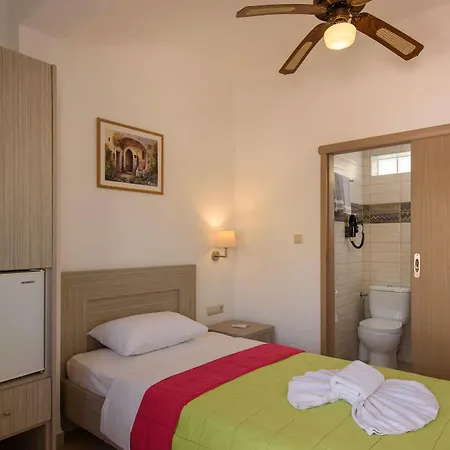 Nikos Aparthotel Matala